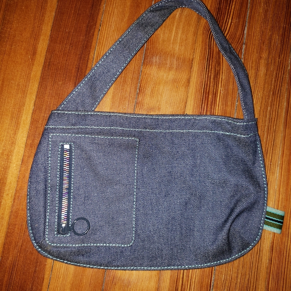 Gap purse